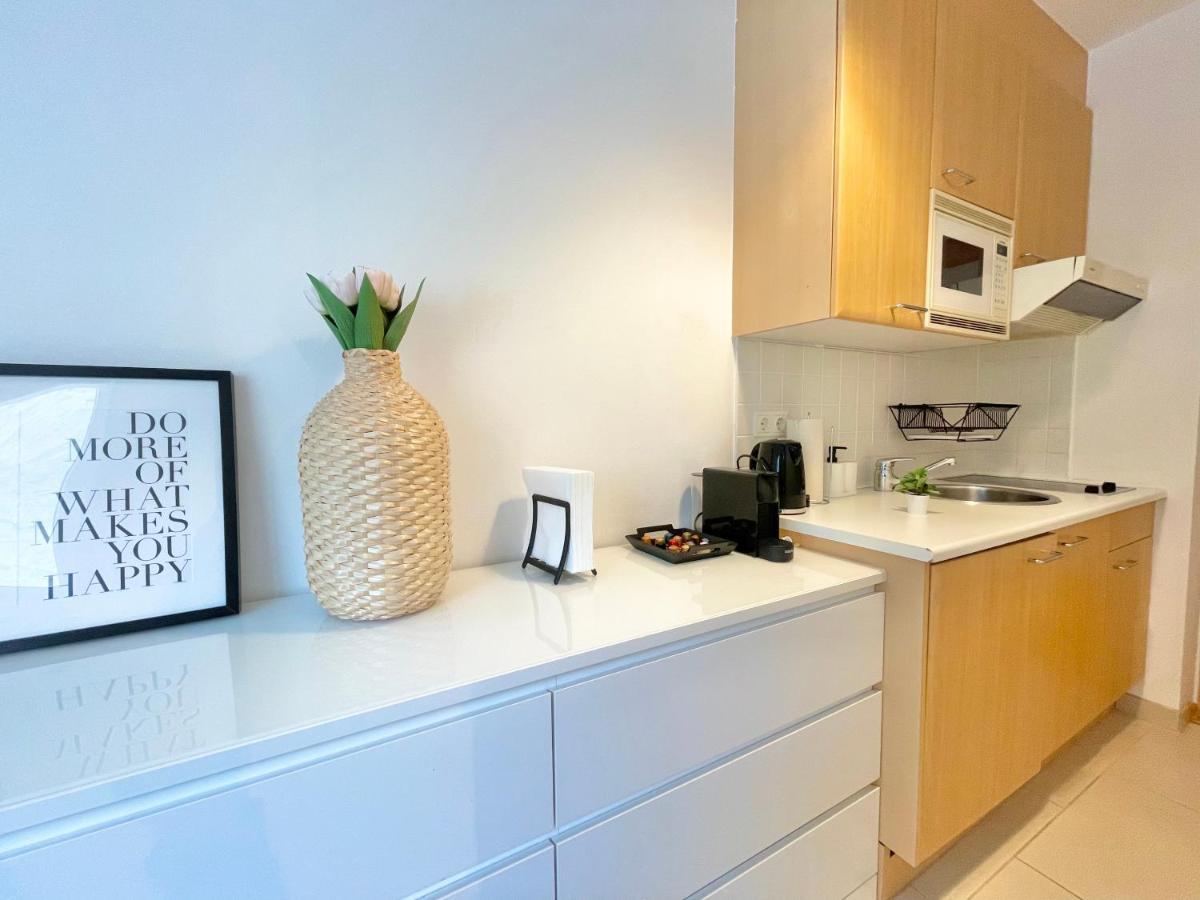 Premium Apartment With Balcony In Classy Area Bécs Kültér fotó