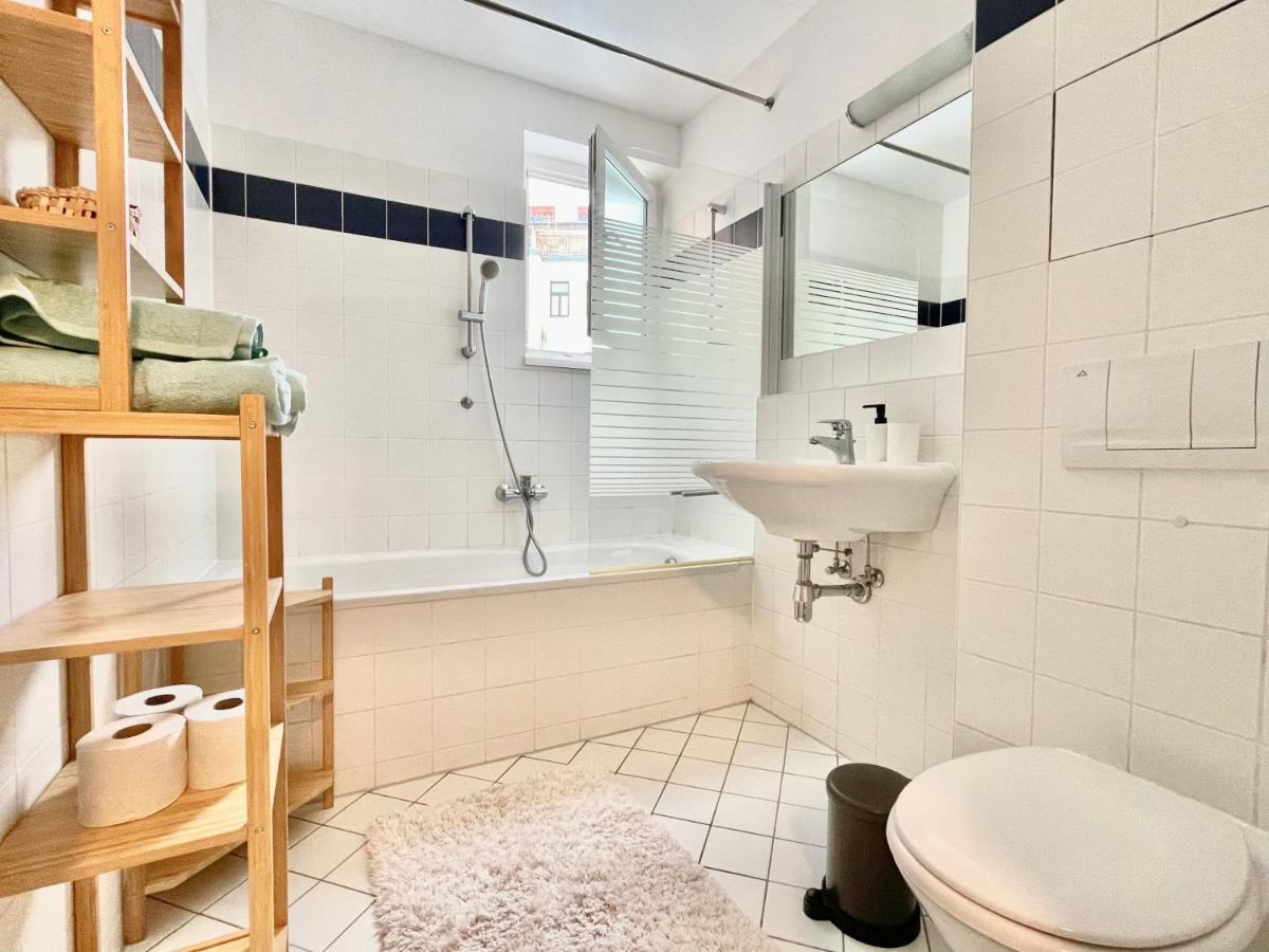 Premium Apartment With Balcony In Classy Area Bécs Kültér fotó